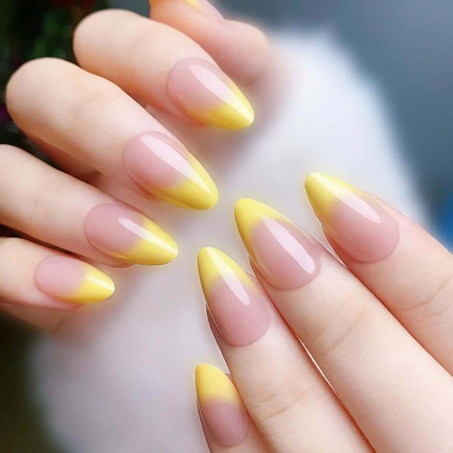 Glossy Pink Press-On Nails 24pcs – Medium Square, Full-Cover Fake Nails