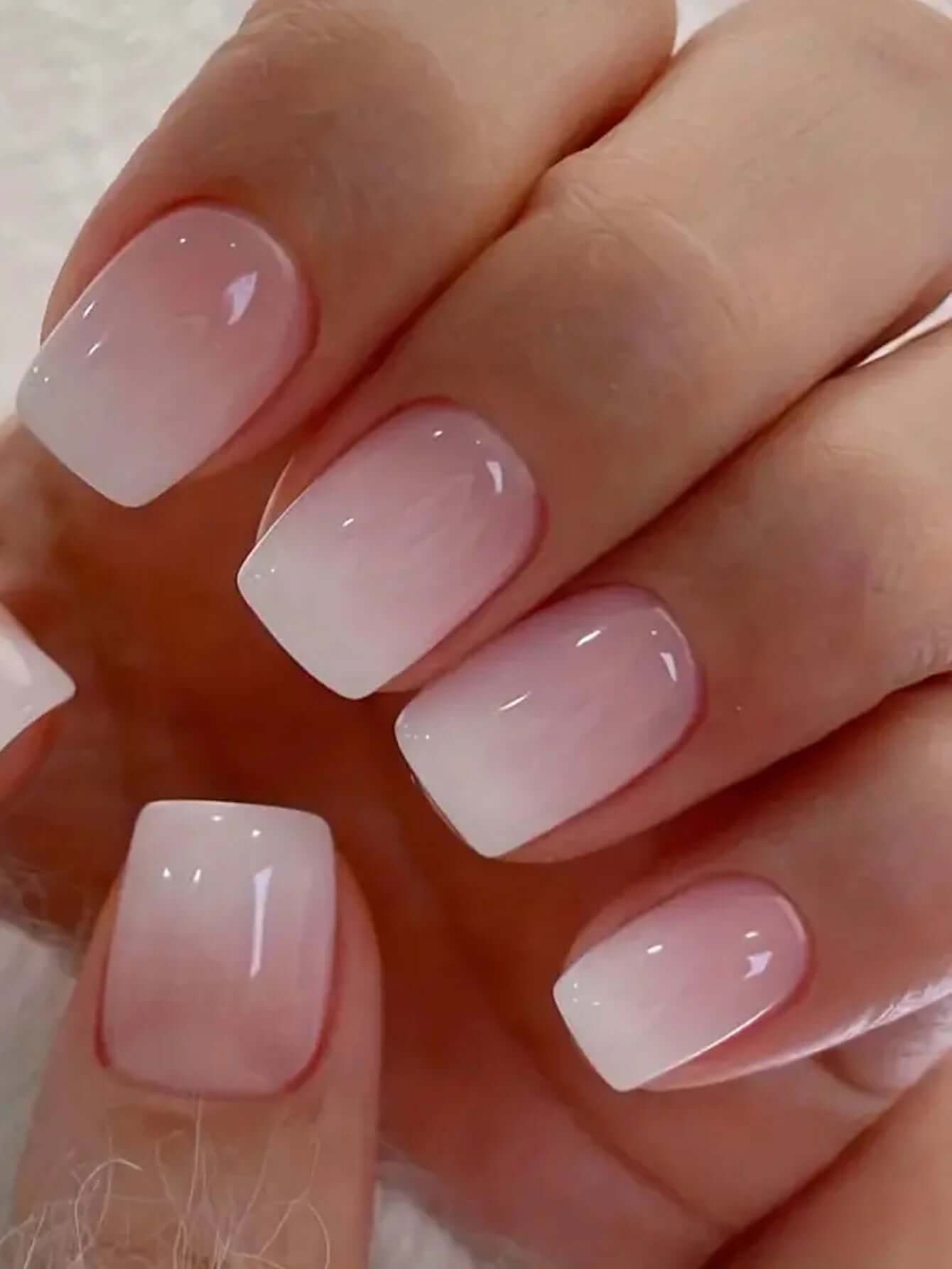 Glossy Pink Press-On Nails 24pcs – Medium Square, Full-Cover Fake Nails