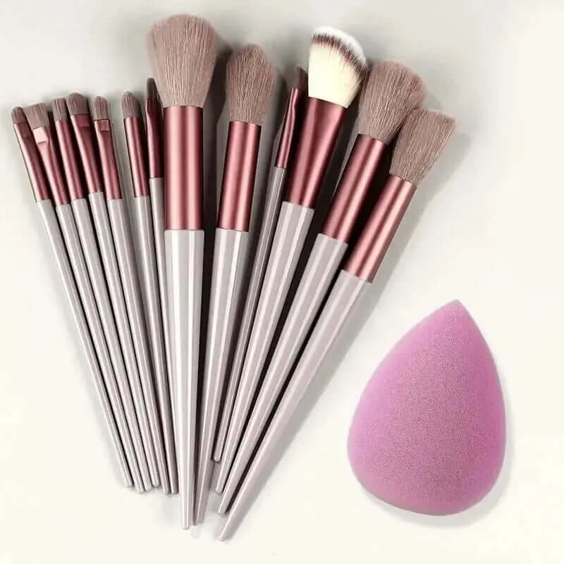 Soft & Fluffy Makeup Brush Set – Professional Kabuki, Foundation, Blending Eyeshadow Tools