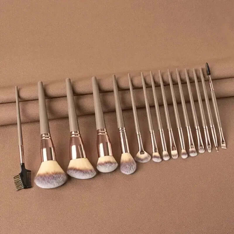 Soft & Fluffy Makeup Brush Set – Professional Kabuki, Foundation, Blending Eyeshadow Tools